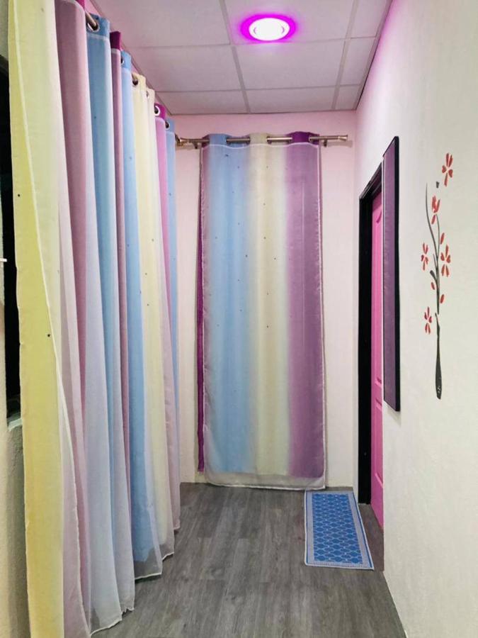 Pink Homestay D'Perlis Кангар Екстер'єр фото