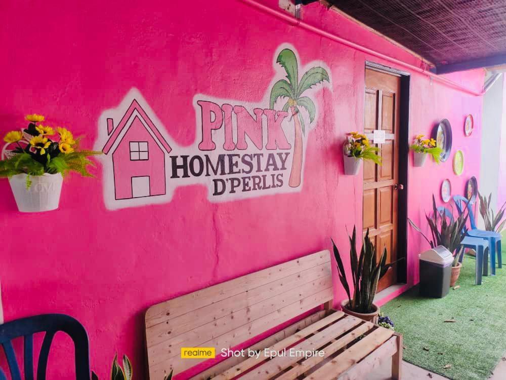 Pink Homestay D'Perlis Кангар Екстер'єр фото